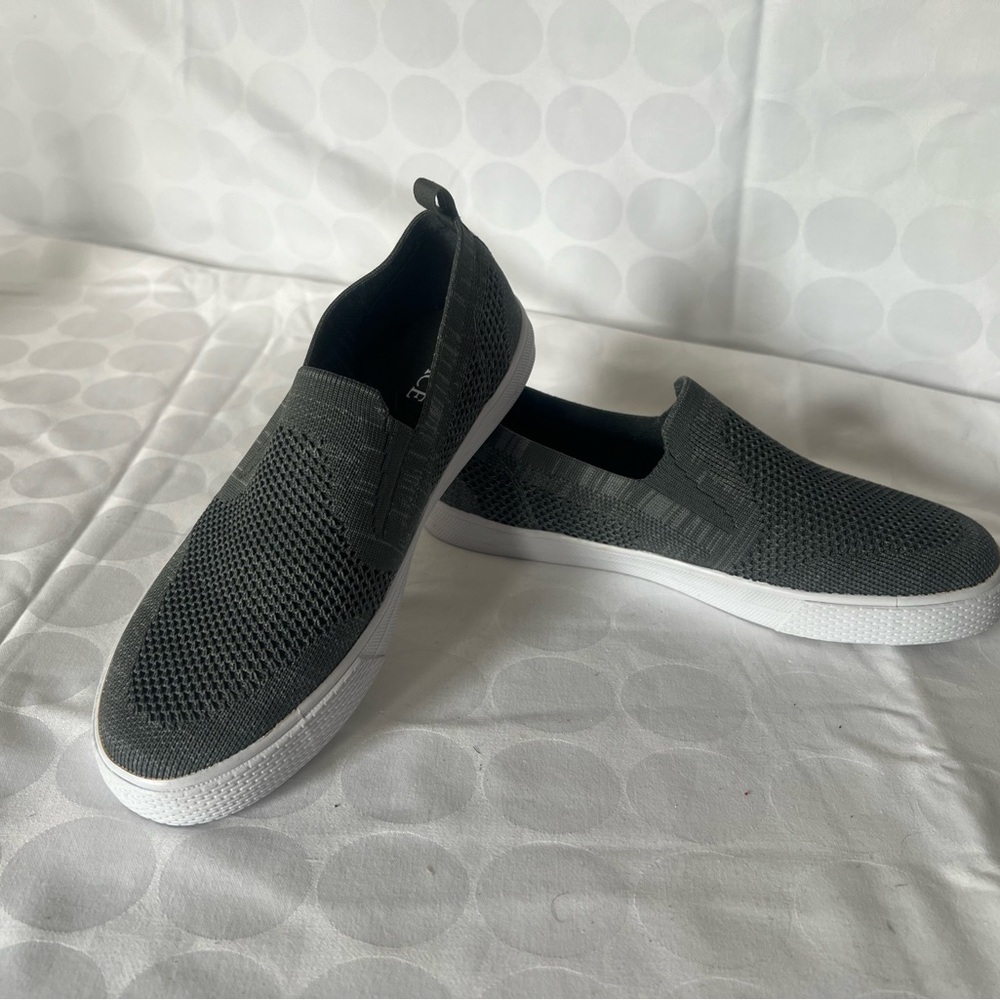 Men's Gray Slip-On Sneakers